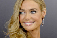 Should-denise-richards-darken-up-side